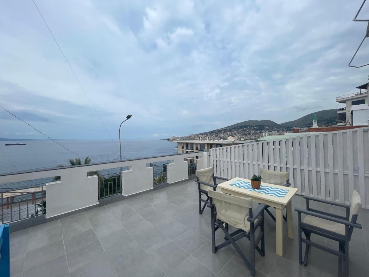 Villa Kostian Sarandë エクステリア 写真